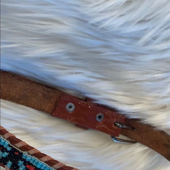 CHILDS  SOUTHWEST STYLE BEADED & LEATHER 20 in - Picture 5 of 9